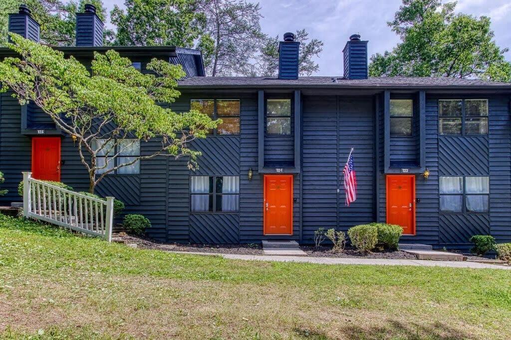 Pinecrest Townhomes-1King-2Queen Unit-Renovated Пиджен Фордж Екстериор снимка