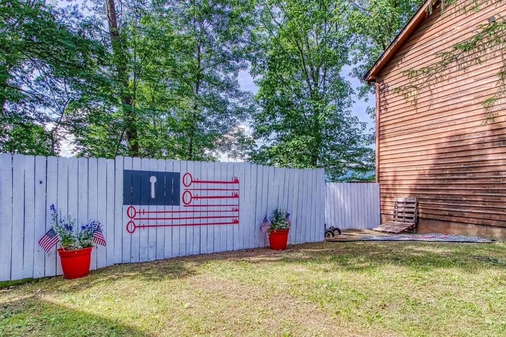 Pinecrest Townhomes-1King-2Queen Unit-Renovated Пиджен Фордж Екстериор снимка