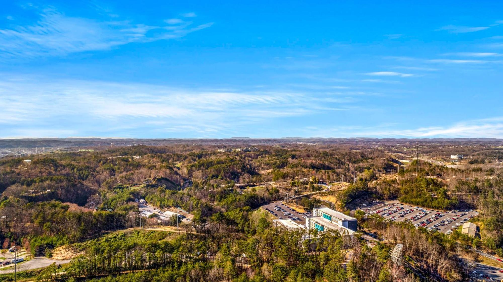 Pinecrest Townhomes-1King-2Queen Unit-Renovated Пиджен Фордж Екстериор снимка