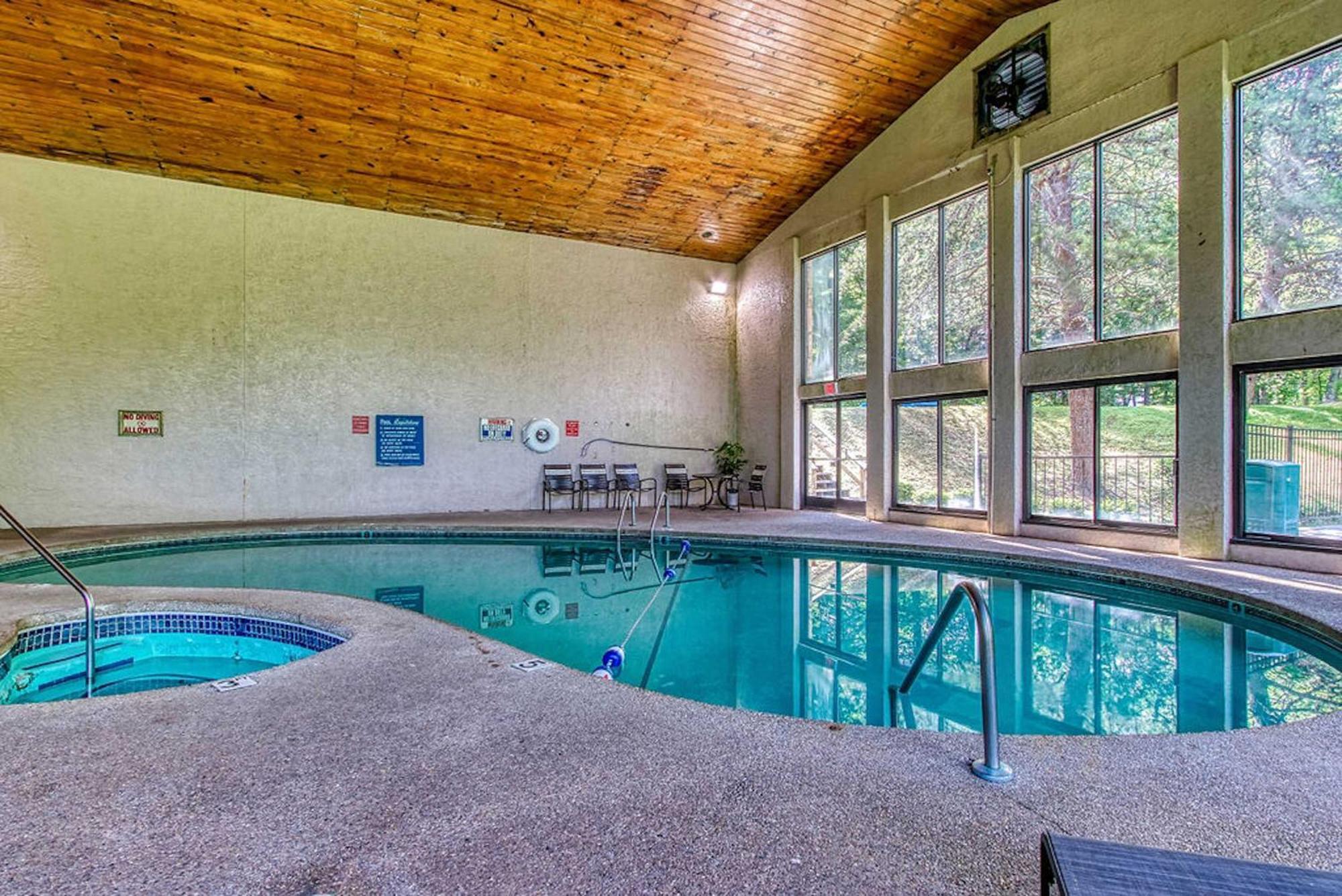 Pinecrest Townhomes-1King-2Queen Unit-Renovated Пиджен Фордж Екстериор снимка